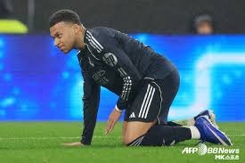 《大心脏：解析季后赛英雄与常规赛球员的区别》