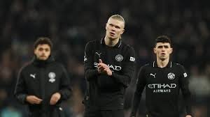 2015年5月：马林鱼队球星贾恩卡洛·斯坦顿击出飞出球场外的超远本垒打。