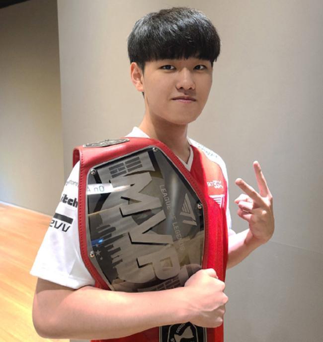 上指挥官 上指挥官