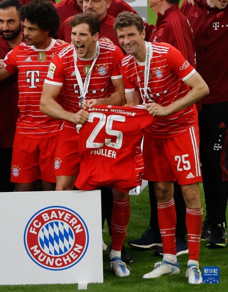 少后防主力 少后防主力